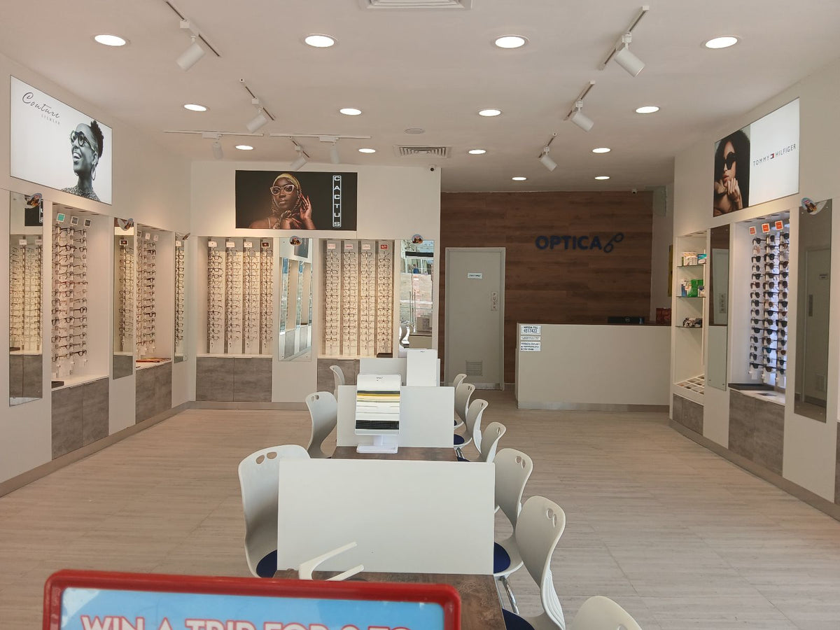 Optica - Runda Mall, Runda