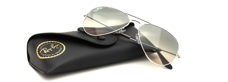 Rayban RB3025
